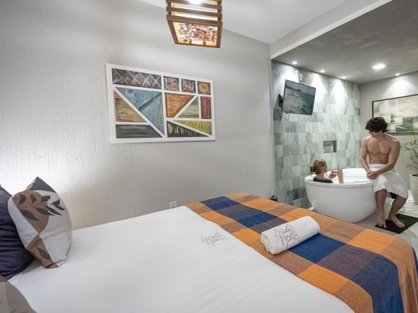 Suíte Deluxe com Banheira da Pousada Rosa Karioka na Praia do Rosa 